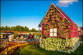 Here, we take a look at 10 of the most beautiful from across the globe. Dubai Miracle Garden An Amazingly Beautiful Marvel Of Design Kenny Slaught