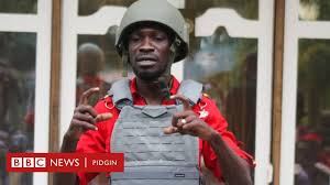 Ugandan mp bobi wine, a fierce critic of president yoweri museveni, has announced he will run for the presidency in 2021. Robert Kyagulanyi Bobi Wine Uganda Politician Resume Presidential Campaign With Helmet And Vest For Protection See Di Reason Why Bbc News Pidgin