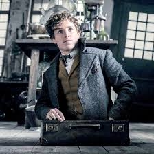 Families can talk about the violence in fantastic beasts: Review There S No Magic Left In Fantastic Beasts The Crimes Of Grindelwald Vanity Fair