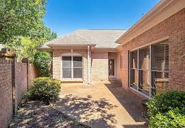 1048 Humphrey Oaks Cir Memphis Tn 38120 Mls 10055014 Zillow Memphis Home Inspector Zillow
