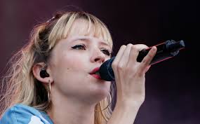 Brol la suite album, included 7 new tracks, listen to it : Avec Son Brol Tour La Chanteuse Angele Annonce Une Date Au Zenith De Rouen 76actu