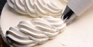 طريقة عمل كريمة الخفق كريم شانتيه في المنزل عالم المرأة Butter Cream How To Make Cream Food