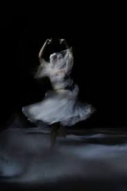 Paris Opera Ballet Dancer As Of The Wilis In Giselle Photo C Svetlana Loboff Bailarinas De Ballet Danza Moderna Danzas