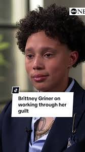 Britney Greer's Instagram, Twitter & Facebook