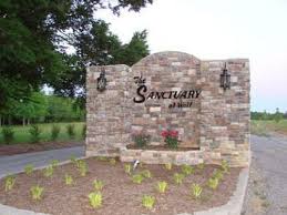 Lake cumberland real estate is considered a top ten market for lake homes and land lots in the state of kentucky. The Sanctuary At Wolf Subdivision Lake Cumberland 40 75 Acres Russell Springs Kentucky On A Dead End Road To Ensure Privacy Bank Owned Eaglestar Net Land For Sale Rural Real Estate For Sale