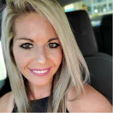 Giving Addicts Hope By: Rhiannon Fisher by Newbeing Queen Talk