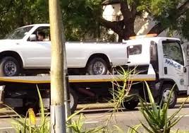 How to tow a car with a truck. Is It Legal To Ride In Your Car While The Tow Truck Is Towing It Into The Repair Shop Quora