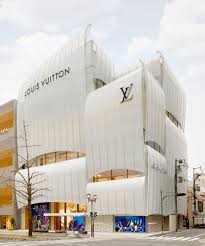 A first look inside louis vuitton's new flagship store, maison osaka midosuji, which officially opened on february 1st 2020 in osaka, japan. Louis Vuitton Maison Osaka Midosuji Jun Aoki Associates Archdaily