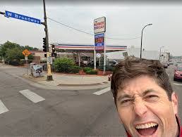 Alex Argo's Instagram, Twitter & Facebook