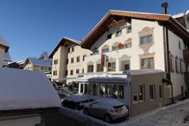 Definition, rechtschreibung, synonyme und grammatik von 'übernachten' auf duden online nachschlagen. Ladis Hostels In Ladis Dorms Com Hostels