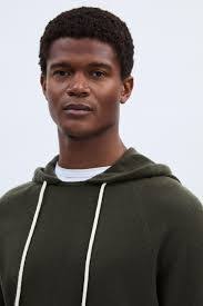 Paige Hutton's Instagram, Twitter & Facebook