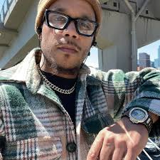 34 years ago today: MJ dribbled around the entire Knicks defense and  punched it