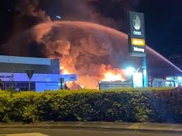 Trans north runs a regular bus service between cairns, mareeba, and atherton, leaving two or three times a day in each direction. Mareeba Mechanic S Workshop Destroyed By Fire Tropic Now Cairns News
