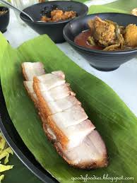 The martinique® banana leaf pattern is one of the most recognizable (and imitated) wallpaper designs ever produced. Goodyfoodies Mybanana Taman Megah Pj Banana Leaf Rice With A Porky Twist