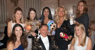 Richard lugner net worth are a topic that is being searched for and appreciated by netizens these days. Ein Ganzer Streichelzoo Zum Geburtstag Richard Lugner Ist 87 Leadersnet