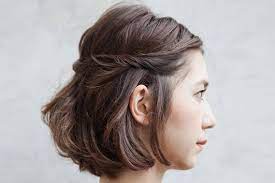 You can never go wrong with an updo for an interview or for an everyday style at work, whether you wait tables or work on wall street. Easy Job Interview Hairstyles For Hair Of All Lengths Be Beautiful India