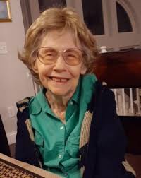 Mae Clements's Instagram, Twitter & Facebook