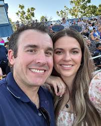 Beth Giordano (@bethsstylediary) • Instagram photos and videos