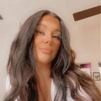 Andrea Chiles's Instagram, Twitter & Facebook