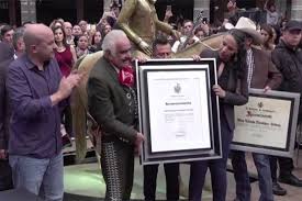 May 16, 2019, 8:42 pm utc. Mexicans Celebrate 50 Year Career Of Ranchera King Vicente Fernandez Weirdnews Dunya News