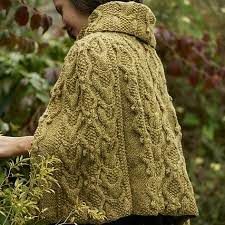 Perfect for those transitional weather days. Adwen Cable Cape Free Knitting Pattern Blacker Yarns Knitting Wool Poncho Knitting Patterns Easy Knitting Patterns