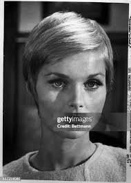 25 fotos e imágenes de alta resolución de Carol Rhodes