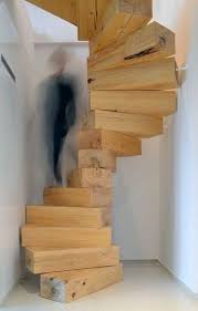 Sin embargo, si prefieres una opción todavía más sencilla, recuerda que en bauhaus puedes encontrar escaleras de madera prefabricadas. Algunas Fotos De Escaleras De Madera Para El Hogar