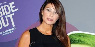 Nel 1997, appassionata di sport e soprattutto di calcio, trova spazio all'interno della trasmissione televisiva giostra dei gol che conduce. Who Is Ilaria D Amico Dating Ilaria D Amico Boyfriend Husband