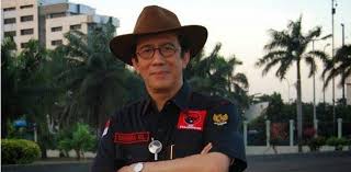 Mantan menkumham, yasonna laoly tiba di istana negara, jakarta untuk berdiskusi dengan presiden joko widodo. Bukti Yasonna Laoly Rakus Kekuasaan Tinggalkan Kursi Menteri Rmolbanten Com