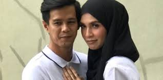 Sebab wanita macam sayang sukar ditemui. Ini Semua Kifarah Hidup Kami Sudah Terima Bahagian Masing Masing Izreen Azminda