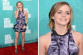Emma watson transitioned into hollywood royalty the day she chopped her hair into a pixie cut. Emma Watson Feels Confident In Short Hair Hollywood News India Tv