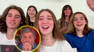 Tras el anuncio que hizo cabak el productor del ciclo, gustavo sofovich, dijo a clarín: La Emocion De Horacio Cabak Por El Zoompleanos En Vivo Con Su Familia Me Hacen Feliz Todos Los Dias Ciudad Magazine