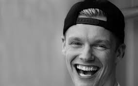 Sjen heeft wel dezelfde moeder als zijn beide youtube broers, maar niet dezelfde vader. Supervlogger Enzo Knol Uit Rolde Wilde Zijn Vader Niet Meer Zien Dagblad Van Het Noorden