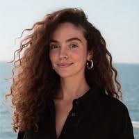 Taylor Becnel's Instagram, Twitter & Facebook