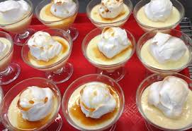 Comment Faire Des Blancs En Neige Au Four Recette Idee Cafe Gourmand Recette Cafe Gourmand Desserts Aux Fruits