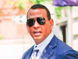 Step Up to the Plate: el programa de A-Rod para apoyar a los estudiantes  latinos