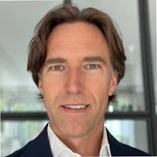 I'm thrilled to announce that, as per today, I will start a new chapter…