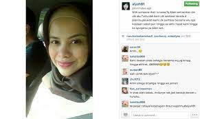 Penyanyi datin alyah mendedahkan, semasa bujang, dia tidak pernah menyukai ramli ms. Foto Selfie Pertama Alyah Ramli Ms