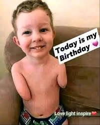 Linda Kevorkian's Instagram, Twitter & Facebook