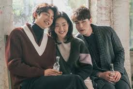 Yook sungjae berperan sebagai gong taek wang, sementara kim so hyun memerankan dua peran sekaligus. Yook Sungjae And Kim So Hyun Goblin