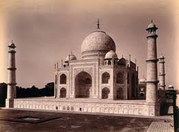 The Taj Mahal, Agra, India. Photograph, ca. 1900. | Wellcome Collection