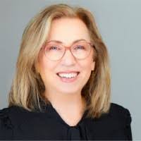 Kathryn Rainey's Instagram, Twitter & Facebook