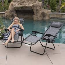 Parfois, vous ressentez simplement le besoin de sortir, de vous allonger sur une chaise confortable et de profiter du beau temps. Best Zero Gravity Chair For Lounging In Style