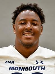 Congratulations to Russell Royster for being awarded the 2024 David Flynn  Leadership Award. This award, originally established in 1986, was renamed  in 2006 to honor Maplewood alumnus and 1987 Hylind-Crouch Award winner