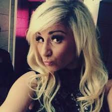 Chloe Smithson's Instagram, Twitter & Facebook