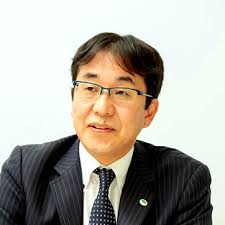 Customer Service Robot, EMIEW3 Edges Closer to Commercialization after PoC  Testing : Service Robotics System Moves Closer to Becoming a Reality :  Hitachi Review