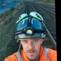 100+ perfiles de «Chegwin»