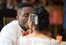 I feel like natural hair brides are really strong women who do not feel the need to conform to society's definition of beauty. Here Comes The Fro Natural Hair Brides That Slayed Their Wedding Styles The Maria Antoinette