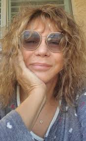 Hello everyone! I hope you're all doing good! My name is leah, I'm 19 years  old and i'm from Canada. I am currently looking for an aupair family in  South Korea !