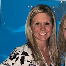 Amy Oelke's Instagram, Twitter & Facebook